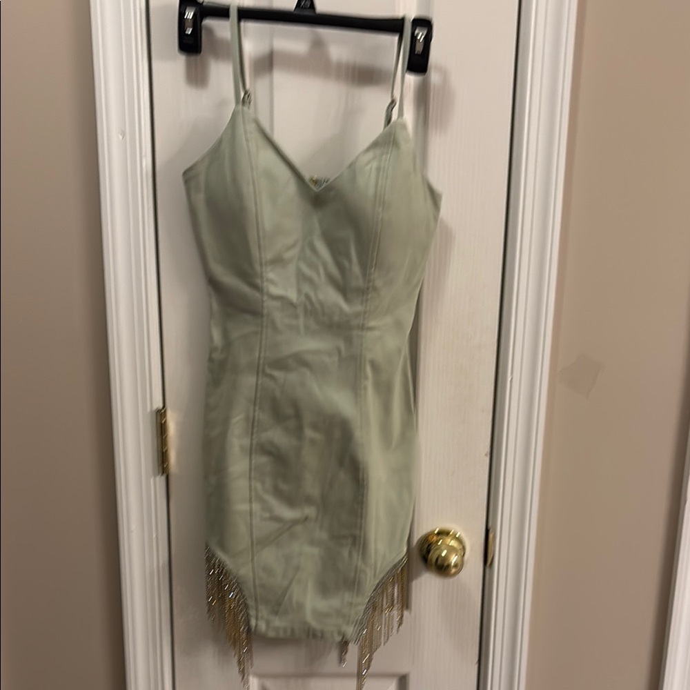 NWOT Haute Monde Sleek Green Dress with Fringe Detail size small